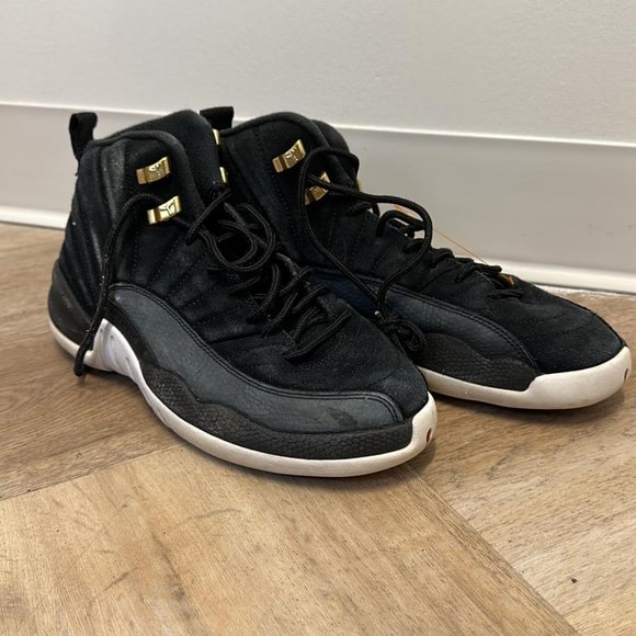 Air Jordan 12 Black Sneakers Size 6.5